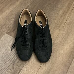 Ecco Black Casual Perforated Sneakers Shoes Size 41 EU/ 10.5 US Woman’s